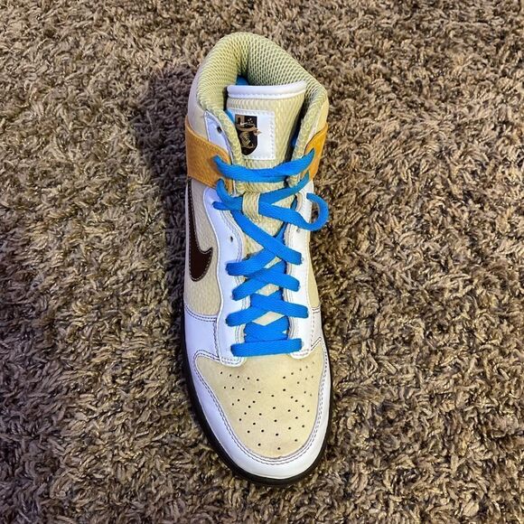 Nike dunk high Vegas Gold/ Bison White size 8.5 men’s - Picture 2 of 5